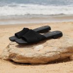 Wide Band Black Slides